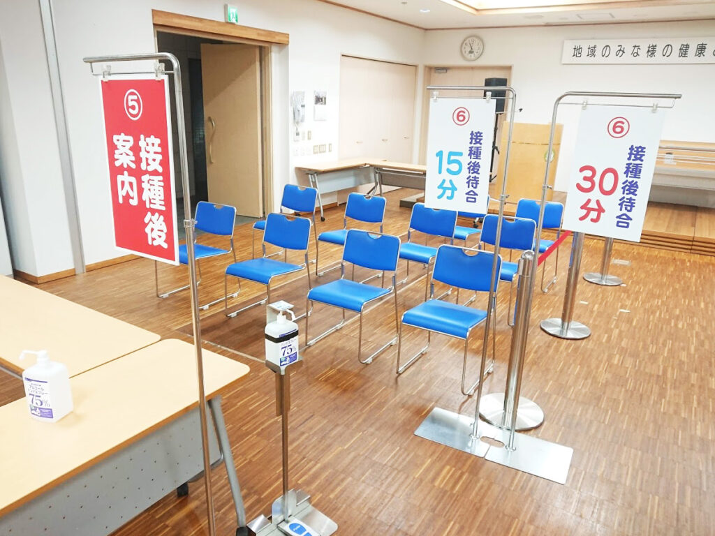 吊り下げ型L字ポップスタンド 設営現場