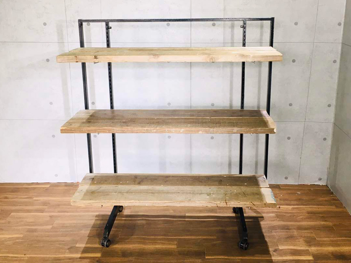 古材のネームタグ付き12ボックスラック 古材のネームタグ付き12ボックスラック