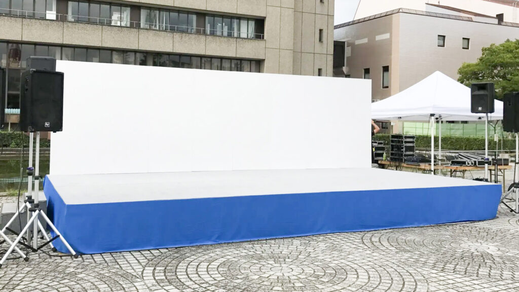 バックパネル