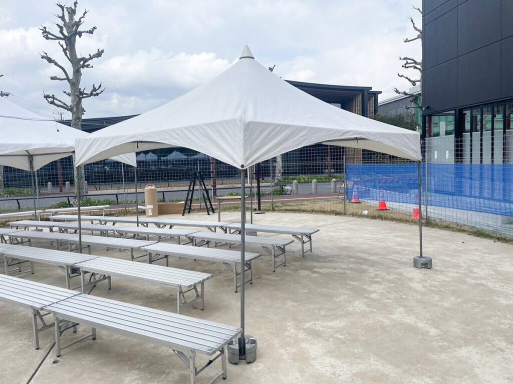 ロイヤルテント 2間×2間 青空入社式で使用1