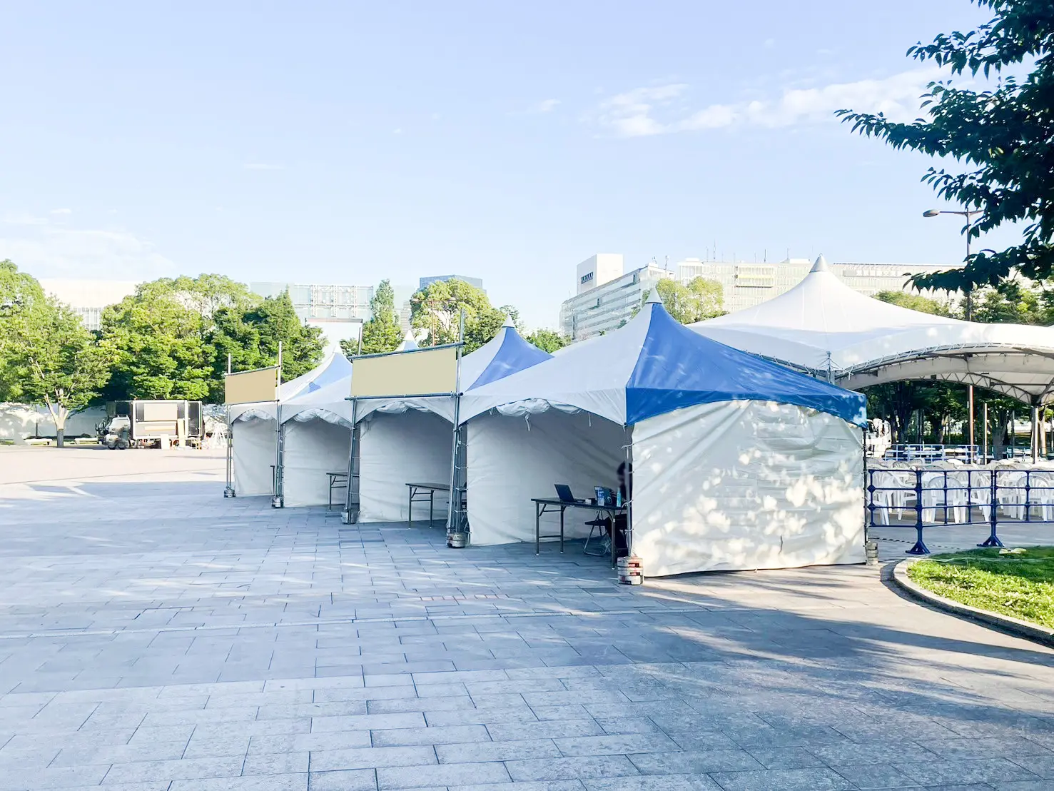 ロイヤルテント 施工風景2