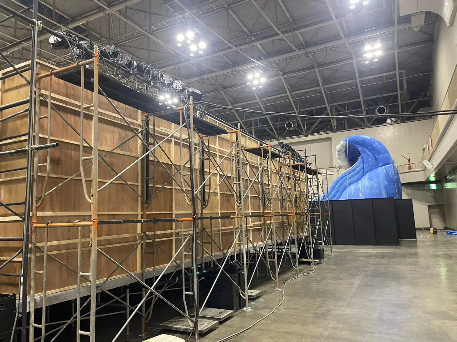 ステージ 夏祭り 施工風景5
