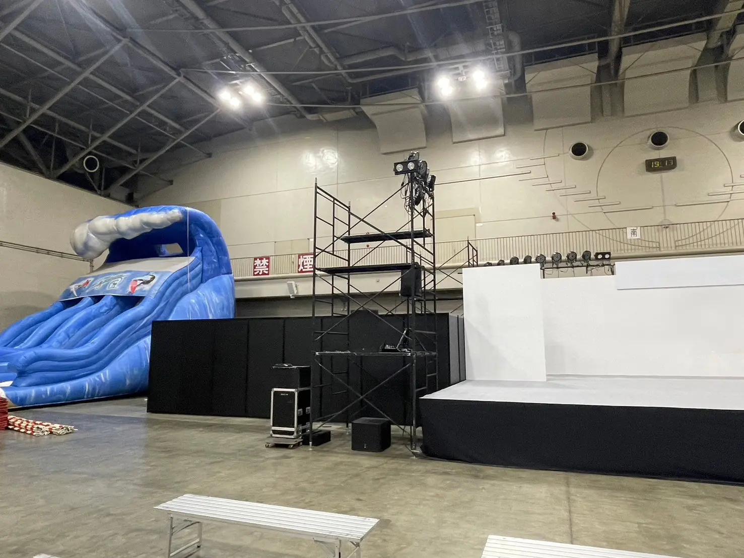 ステージ 夏祭り 施工風景12