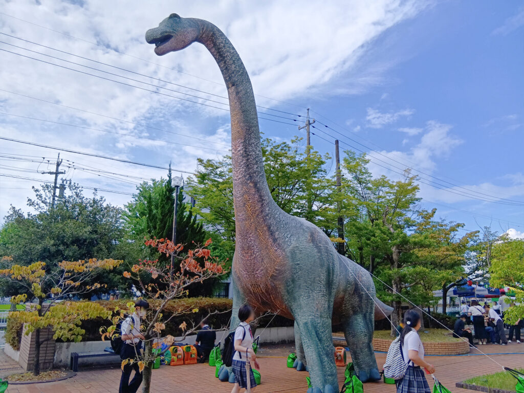 名古屋の大学でミストバルーンを設営しました!3