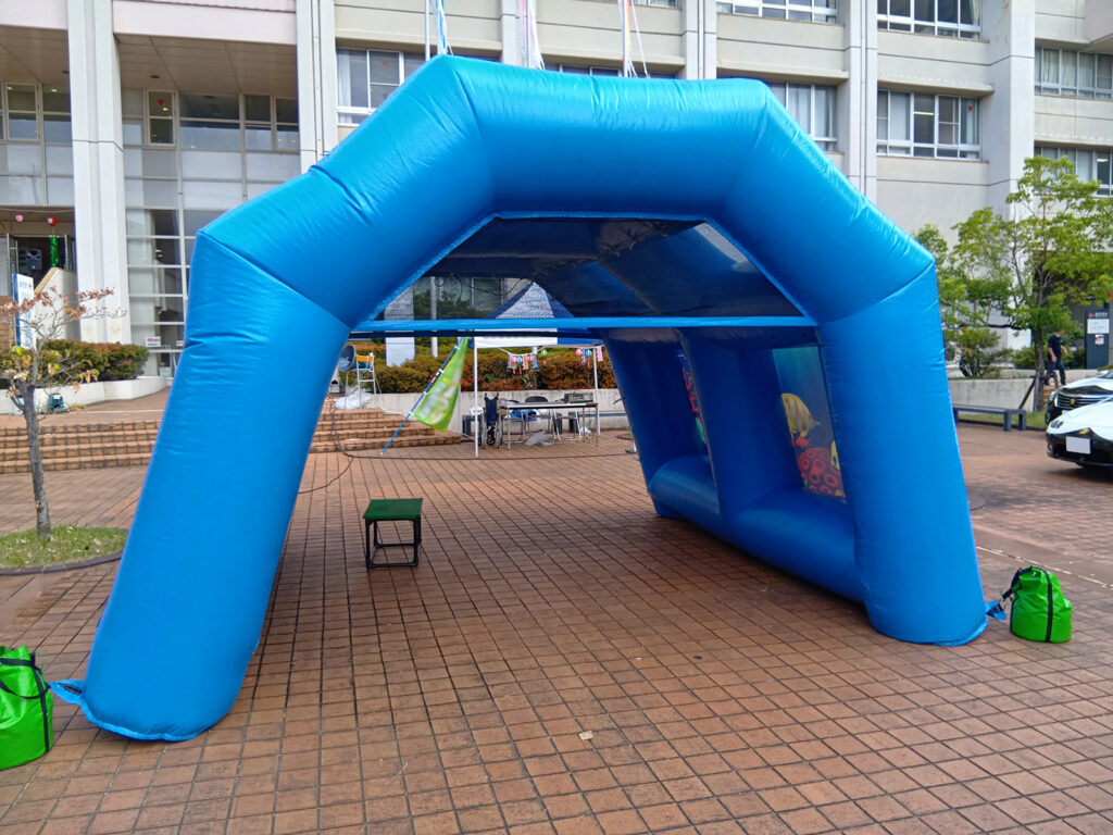 名古屋の大学でミストバルーンを設営しました!6