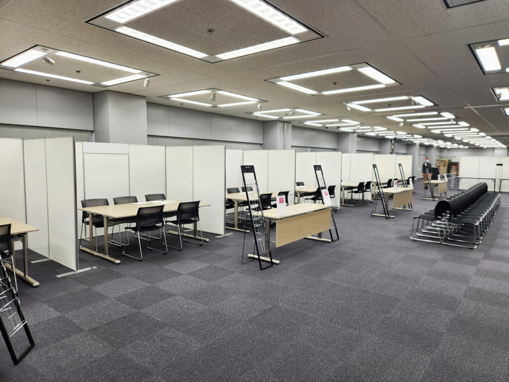 新宿エルタワー30階 スカイルームで就職面接会をお手伝いしました!3
