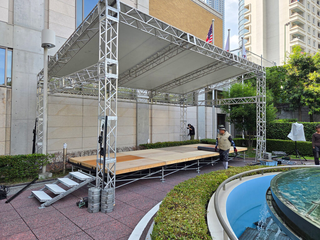 東京で記念祭典用用ステージ 6
