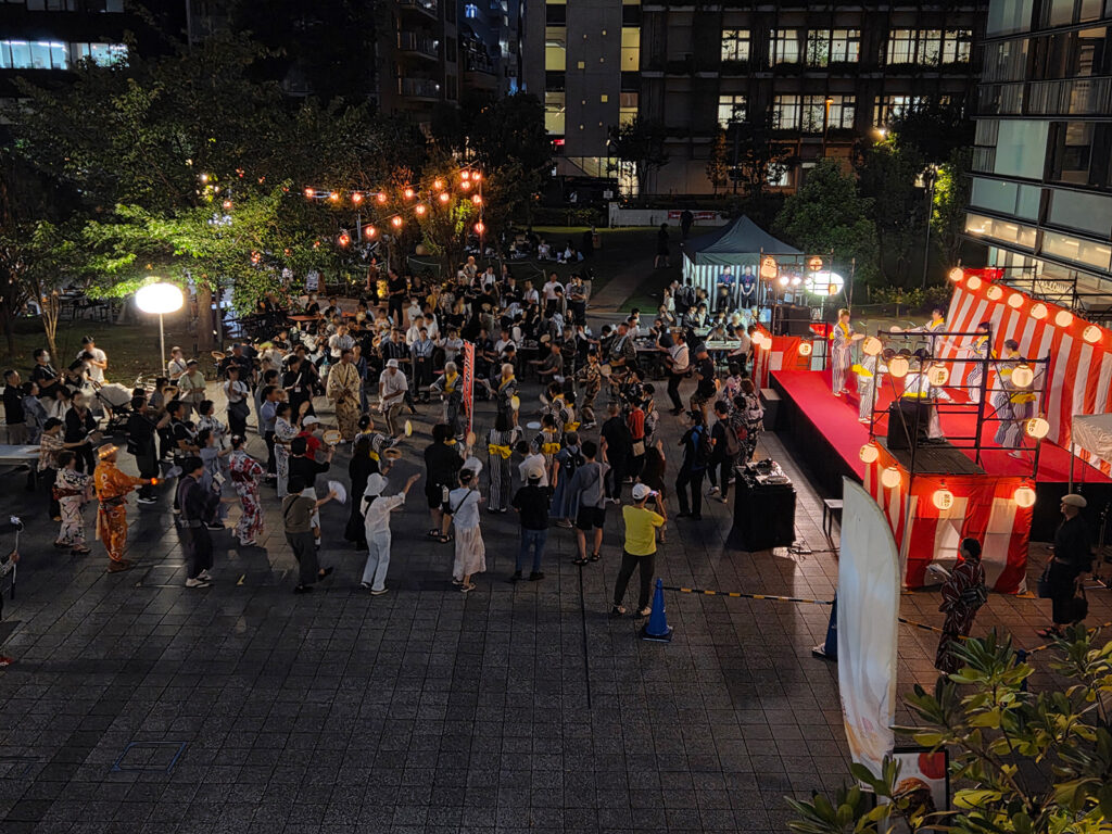東京都千代田区で盆踊り会場を設営しました! 本番1