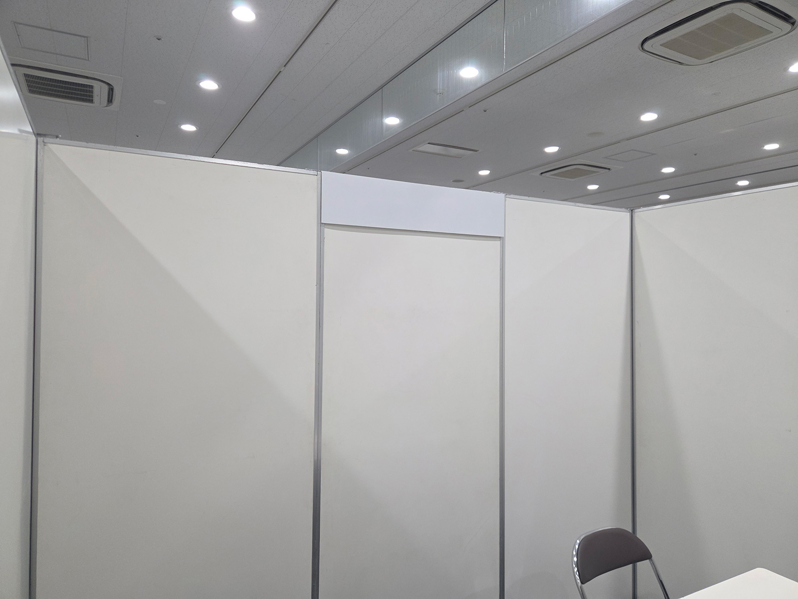 ウインクあいちで就職説明会の会場設営をしました!6